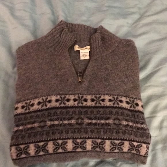 Eddie Bauer lambs wool gray sweater - Picture 2 of 7